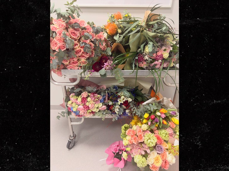 Lindsey-Vonn-flowers-sub-ig-1