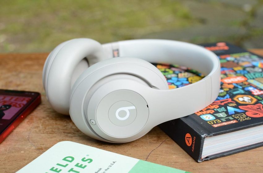  The best tech deals to shop early from Apple, Sony, Samsung and others