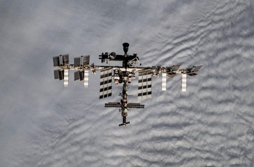  ‘Fully unlocking the orbital economy’: This California company will fly astronauts to the space station in 2027