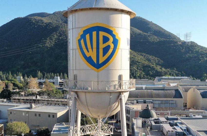  Netflix drops $83 billion bid for Warner Bros. Discovery, paving way for Paramount Skydance deal