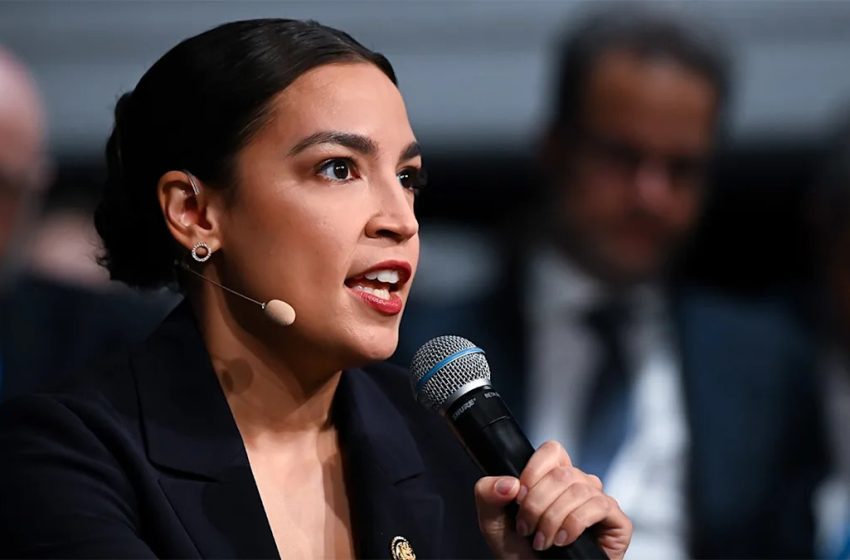  AOC hit with social media backlash after appearing to struggle with question about US defending Taiwan