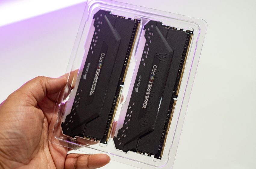  PC hobbyist find $500 of premium DDR4 RAM at the dump