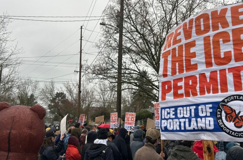  Protesters rally outside Portland Mayor’s home calling for ICE facility shutdown