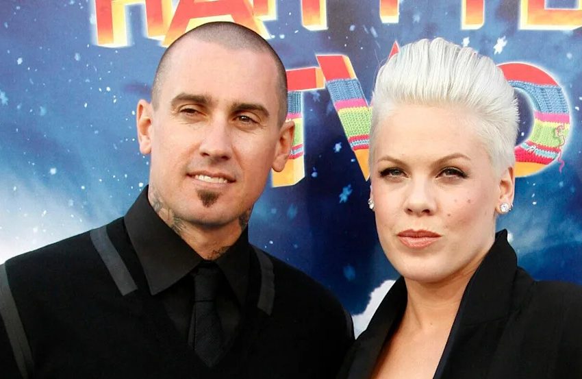  Pink Addresses Rumor Of Her Seperation From Her Husband, Carey Hart: ‘I Didn’t Know’