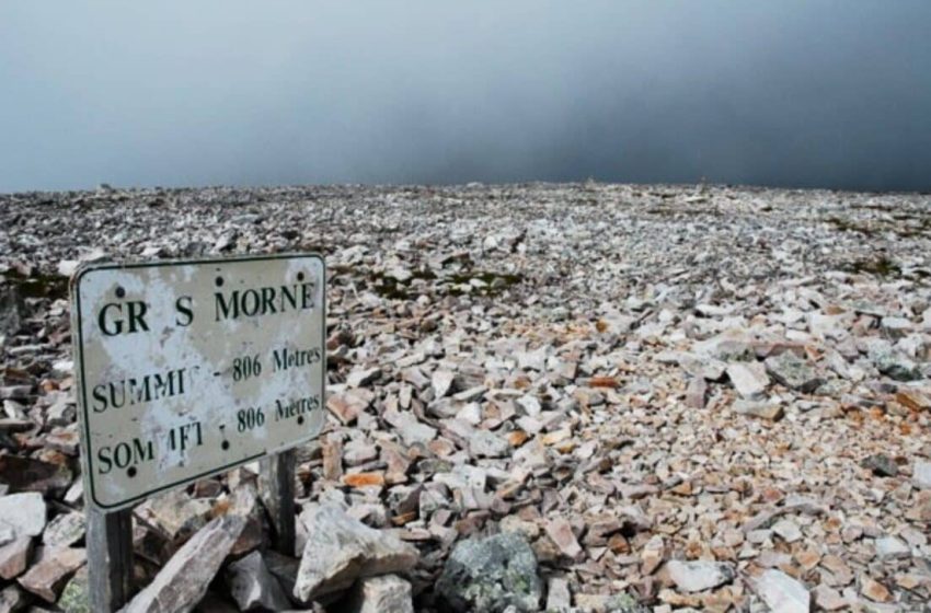  Is It Actually Possible to Walk Directly on Earth’s Mantle? Only Two Places Allow It