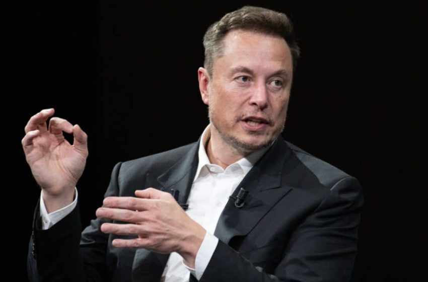  Musk Ends an Era at Tesla, Replaces Cars With Machines That Walk