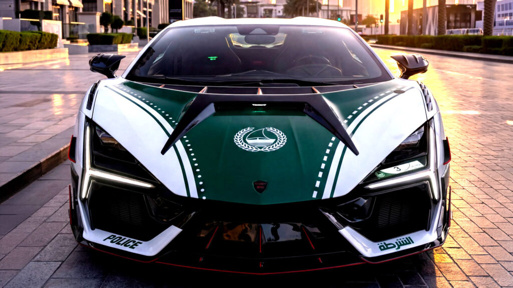 A Traffic Cop Just Got A 1,001 HP Company Car