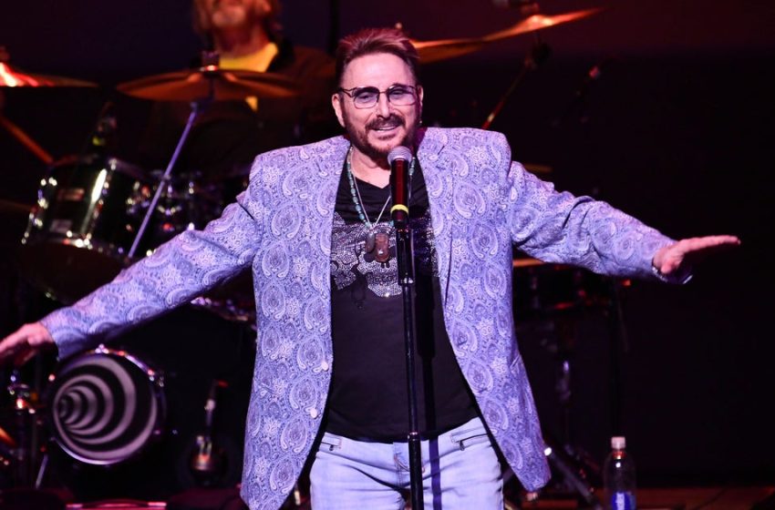  Chuck Negron, voice behind Three Dog Night’s “Joy to the World” and other hits, dies at 83