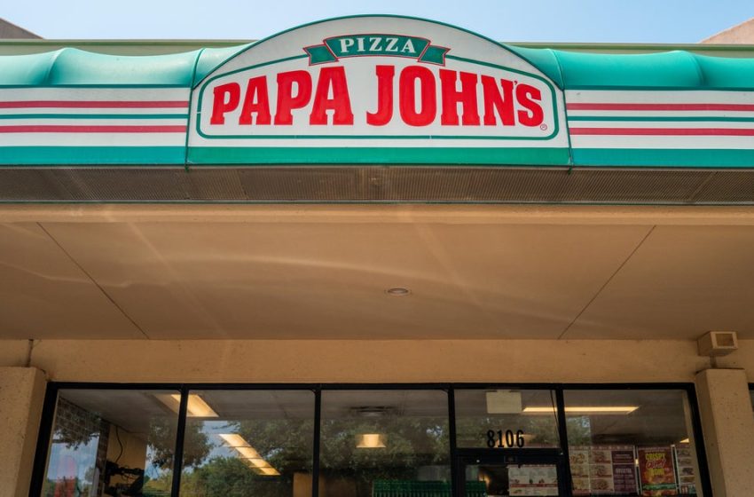  Papa John’s to close 300 restaurants as it moves to cut costs and boost growth