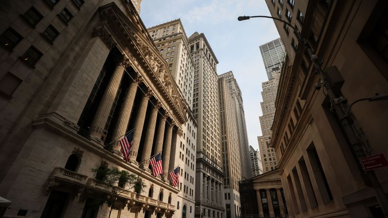  He worked on Wall Street for nearly 50 years. Here’s what he learned about your finances