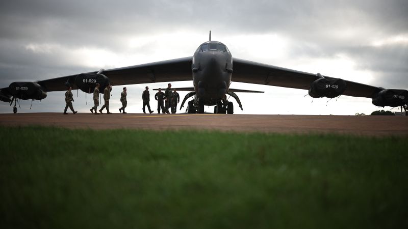  Britain blocking use of air bases Trump says would be needed for strikes on Iran, UK media report