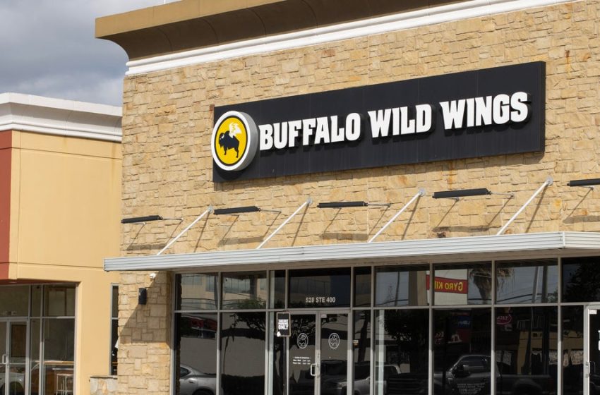 Judge says lawsuit over Buffalo Wild Wings boneless wings has “no meat on its bones”