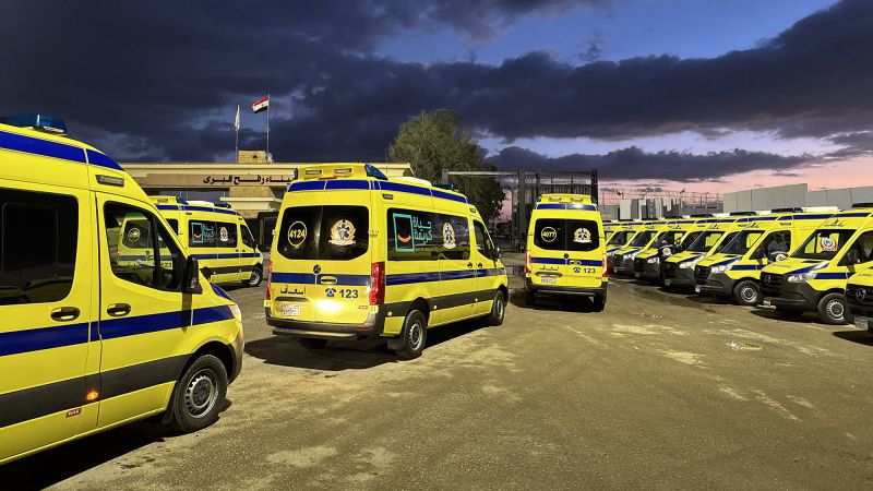  Confusion at reopening of Rafah crossing leaves Palestinians stranded