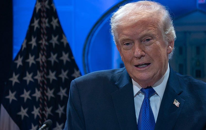  Trump says he will raise global tariffs to 15% after Supreme Court decision