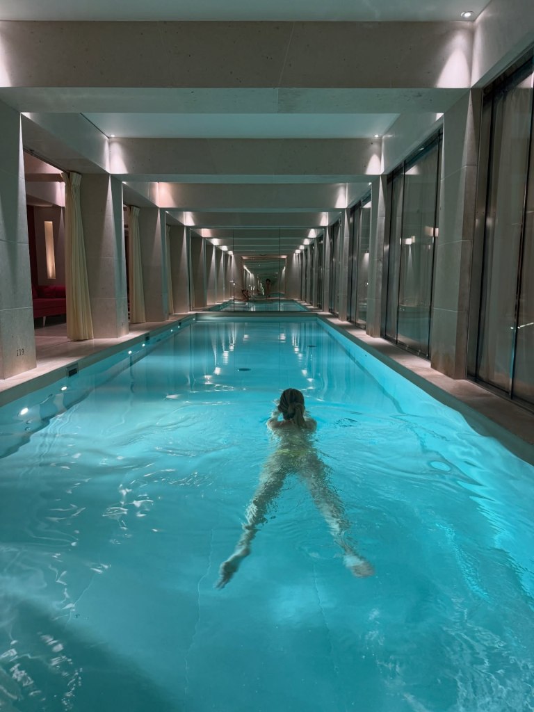 Kate Hudson takes a dip.