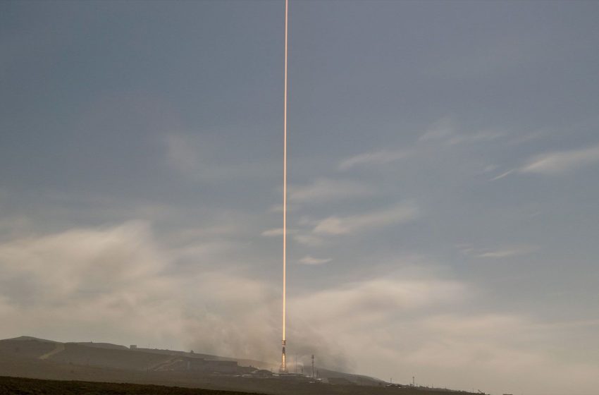  SpaceX resumes Falcon 9 flights with Starlink satellite launch from California