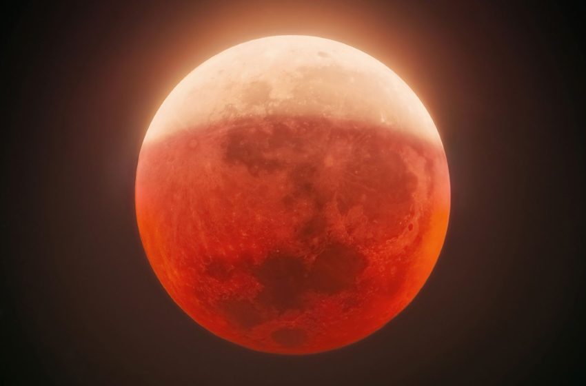  Blood moon 2026: Where to livestream the total lunar eclipse next week