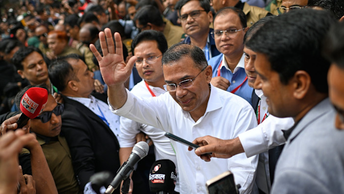  Bangladesh dynastic heir defeats Islamist challengers in post-uprising election