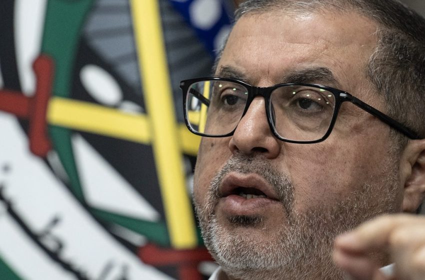  Hamas Says It Will Not Unilaterally Disarm as Trump and Netanyahu Threaten a Return to Full-Scale War