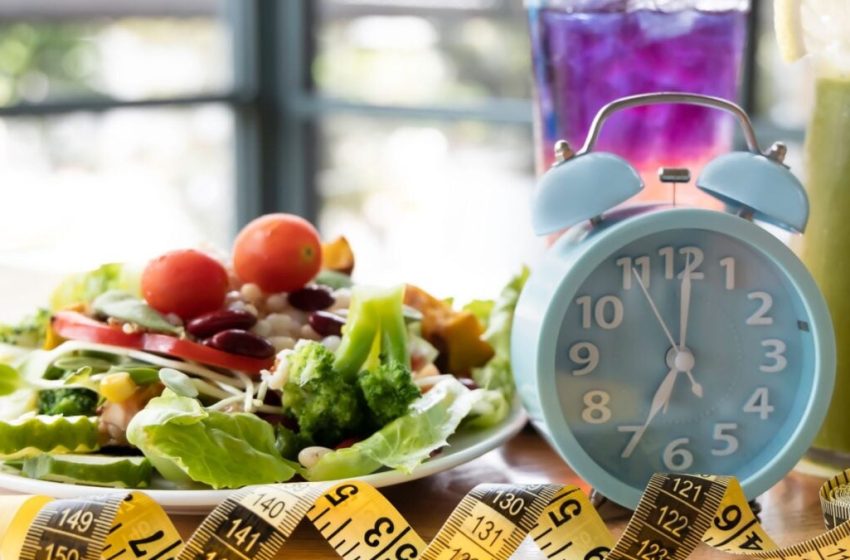  Intermittent Fasting Doesn’t Budge the Scale, Major Review Finds