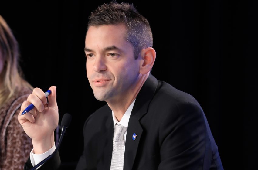  Isaacman planning to meet with head of Roscosmos