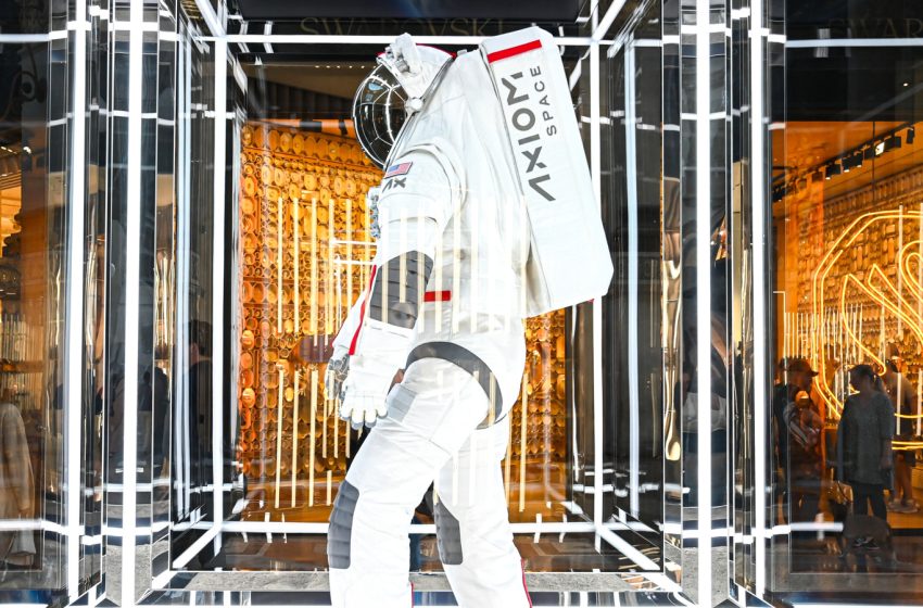  NASA’s Artemis II Spacesuits Still Have One Big Problem, According To Former Astronauts