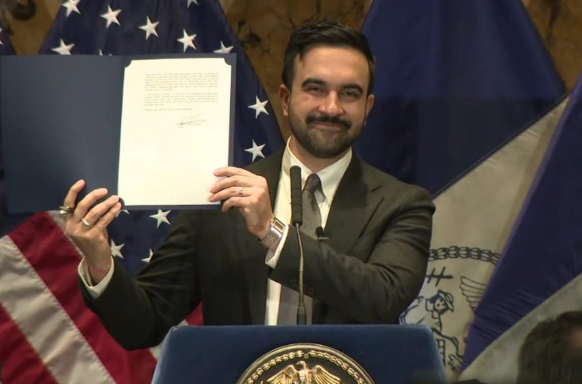  Mamdani signs executive order to protect New Yorkers from “abusive immigration enforcement”