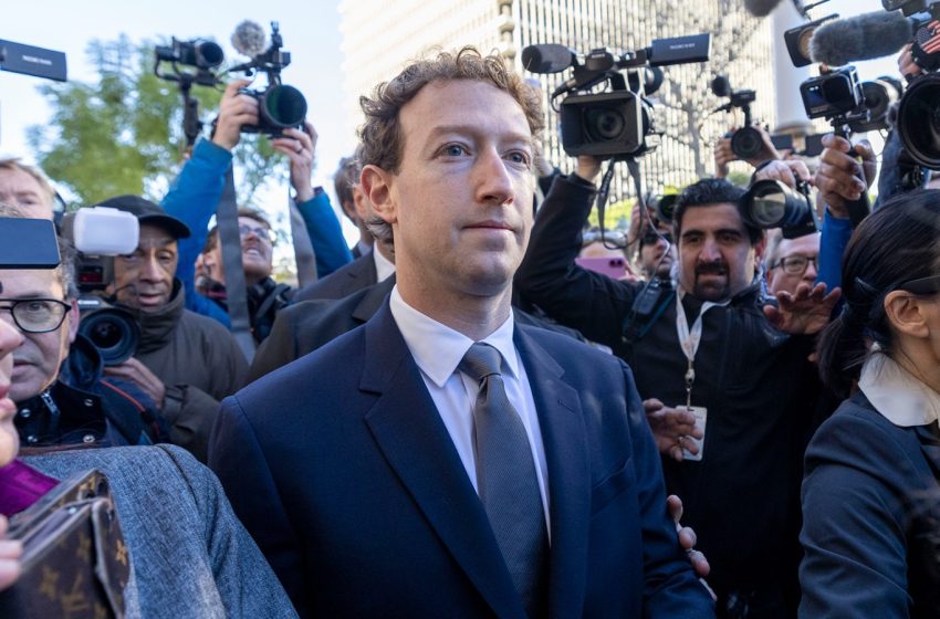 Mark Zuckerberg Testifies at Trial on Teen Social-Media Addiction