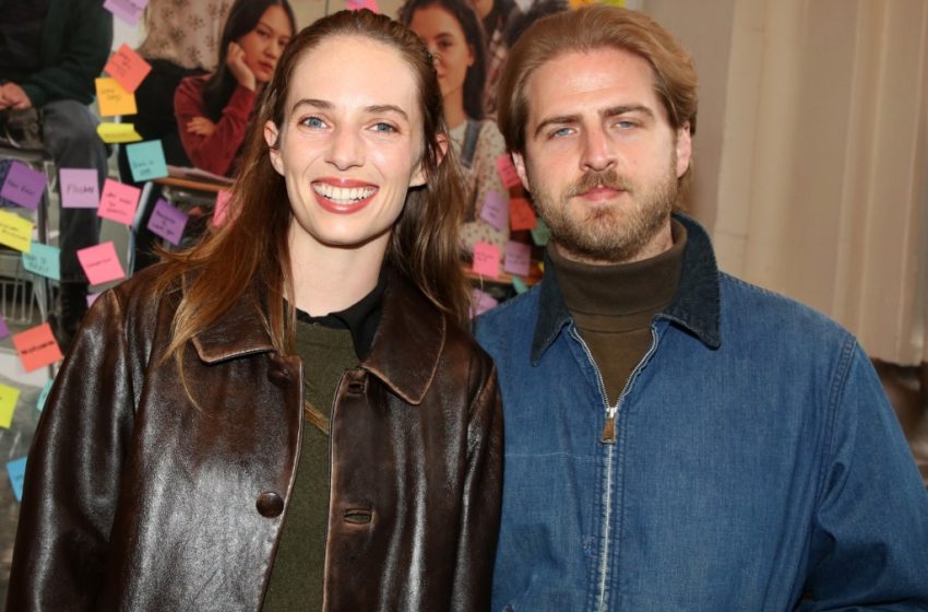 Maya Hawke and Christian Lee Hutson Marry in Valentine’s Day Wedding