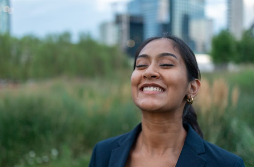  “Horse Breathing” Is The Silly, Viral Way To Relieve Stress