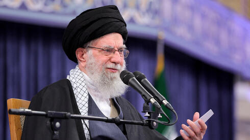  Khamenei living in underground bunker, officials blindfolded before meetings