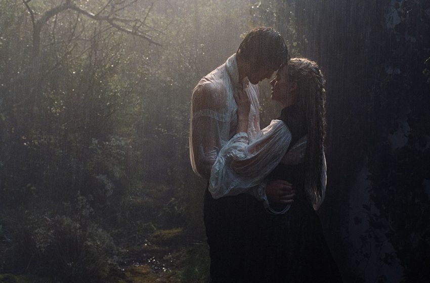  Margot Robbie, Jacob Elordi Fire Up Brontë