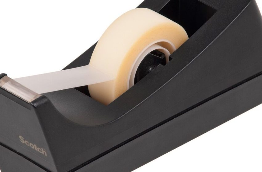  Scientists crack the case of “screeching” Scotch tape