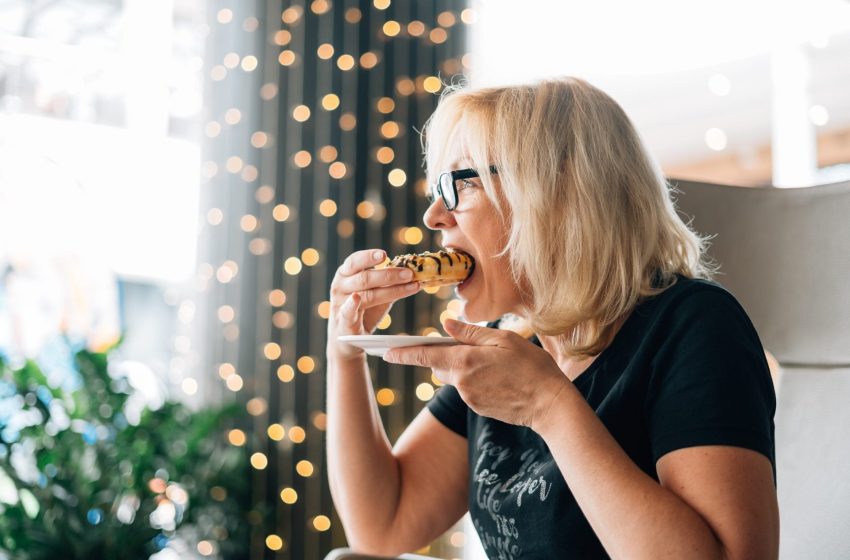  The Dangerous Connection Between Processed Foods and Cancer Survival