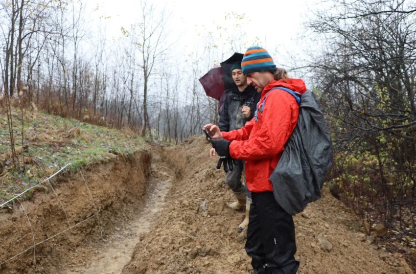  Seismic scars reveal a previously unknown and dangerous fault line