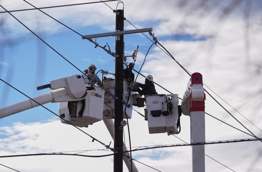  More than 30,000 without power in Denver area