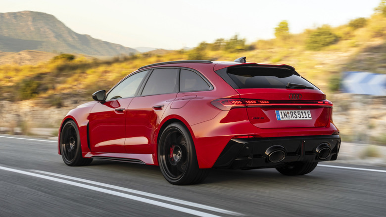 Rear 3/4 view of a red Audi RS5 Avant