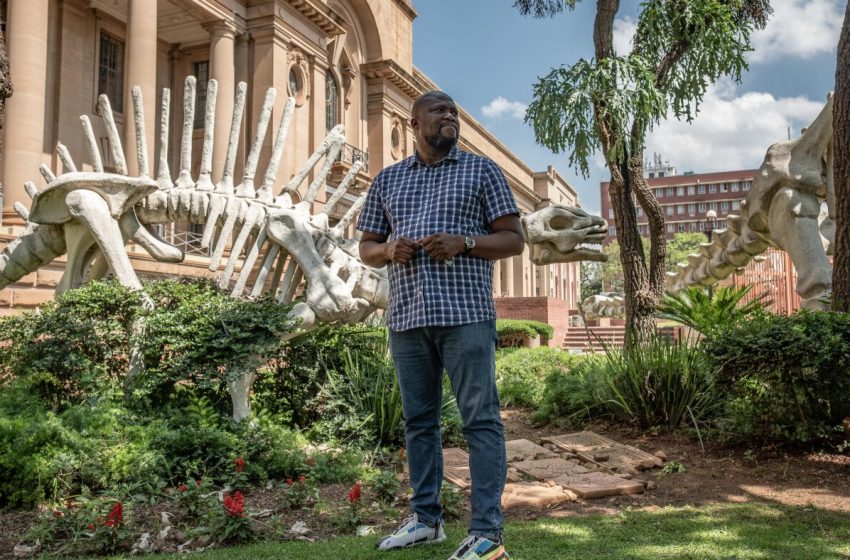  How a Black fossil digger became a superstar in the very white world of paleontology : NPR