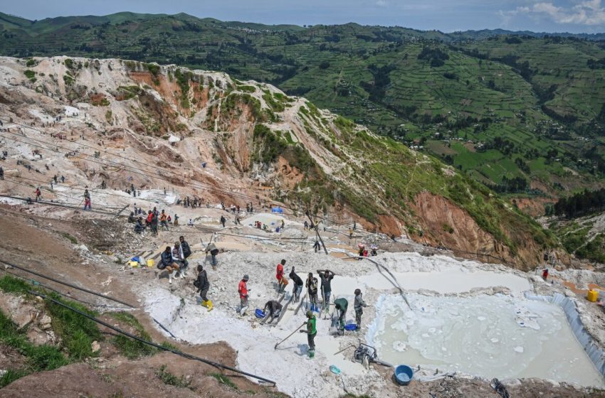  At least 200 dead after mine collapse in eastern Congo : NPR