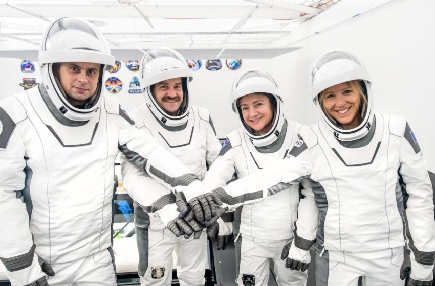  Four people on NASA’s Crew-12 mission launch to space : NPR