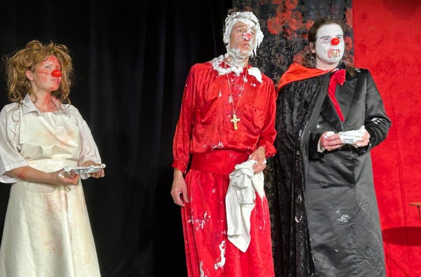  At France’s famed Gaulier clown school, failure is the lesson : NPR