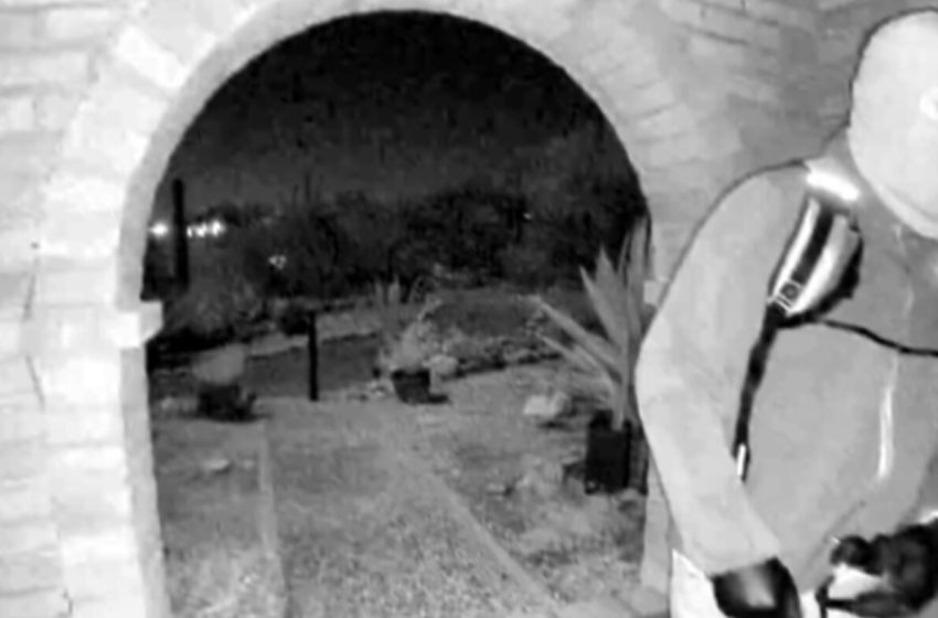  FBI releases suspect description : NPR