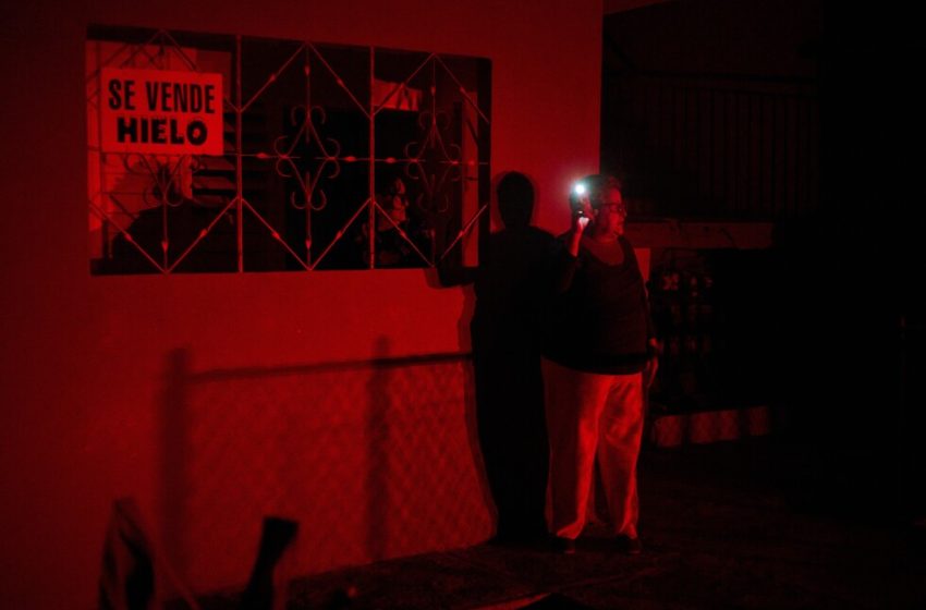  Cuban coastal town struggles in darkness as outages persist and tensions with US escalate