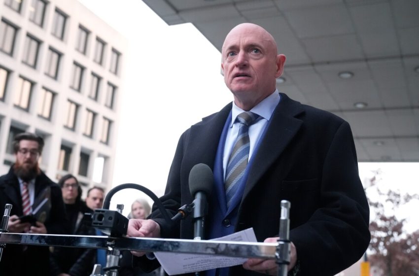  Judge seems dubious of Pentagon’s legal basis for censuring Mark Kelly