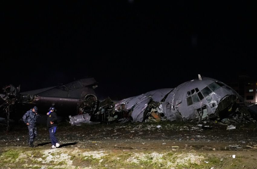  Cargo plane crash near Bolivia’s capital leaves 15 dead, damages vehicles