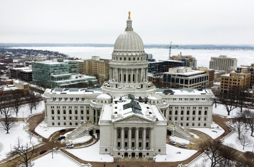  Wisconsin schools, teachers file lawsuit against Legislature seeking more money