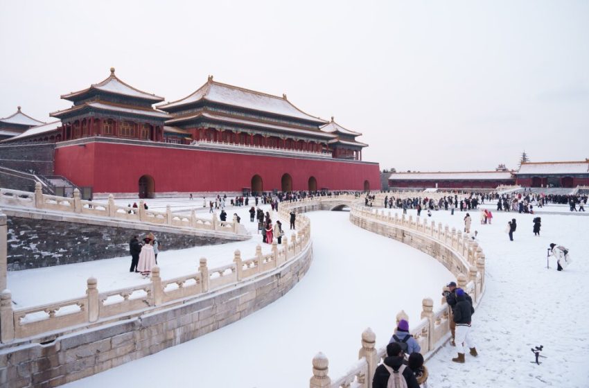  China expands visa-free access to 79 countries