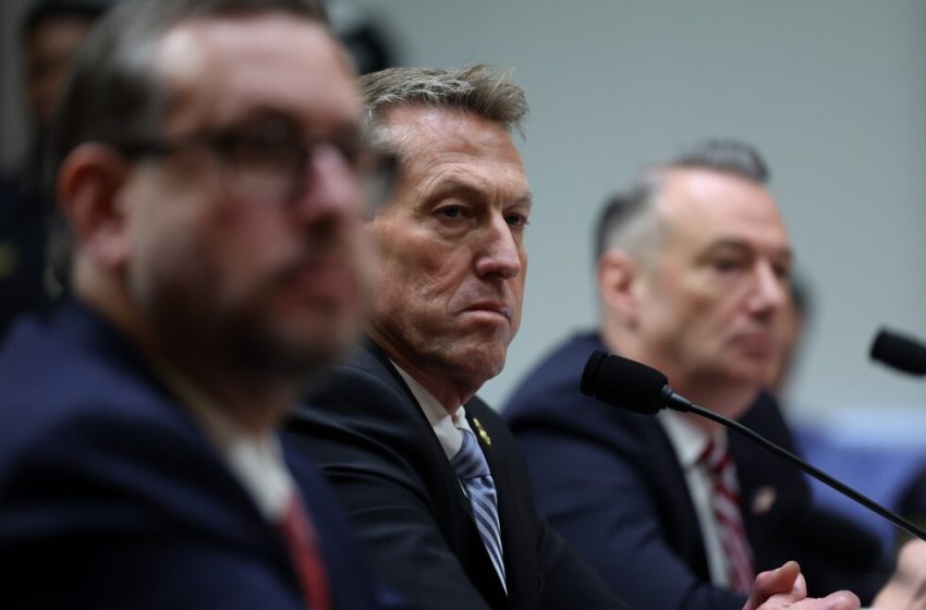  Trump’s immigration team shown video of Alex Pretti’s death at hearing