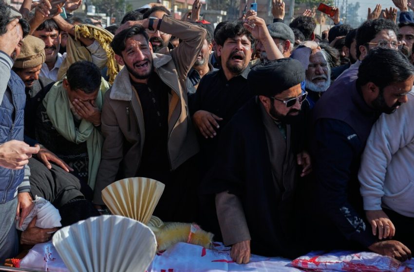  Pakistani security forces arrest 4 suspects in deadly mosque bombing