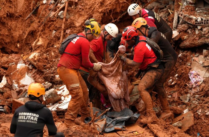  Dozens missing in deadly floods in southeastern Brazil